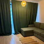 Gabry Elle's Skyline View Apartment Brasov