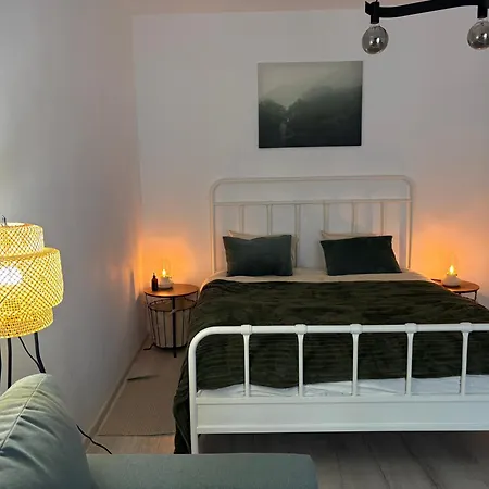 Gabry Elle's Skyline View Apartment